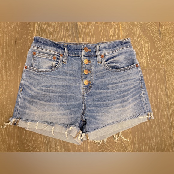 Madewell High-Rise Denim Boyshorts: Button-Through Edition | Size 25 - Picture 3 of 8